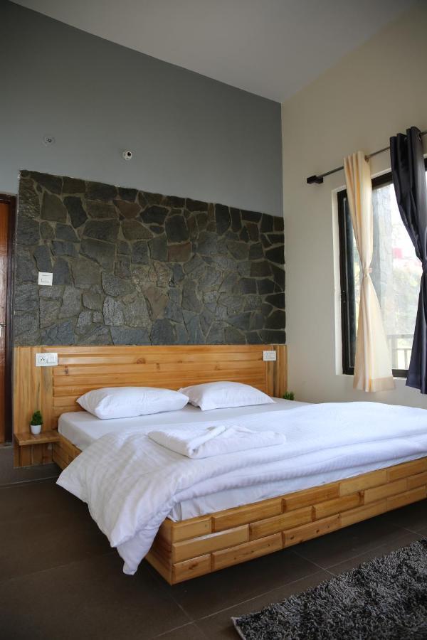The Buransh Inn Алмора Екстер'єр фото