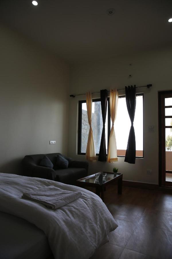 The Buransh Inn Алмора Екстер'єр фото