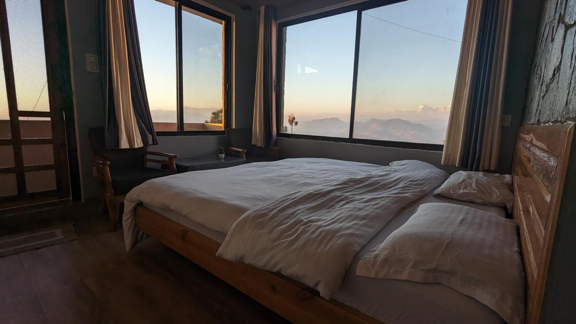 The Buransh Inn Алмора Екстер'єр фото