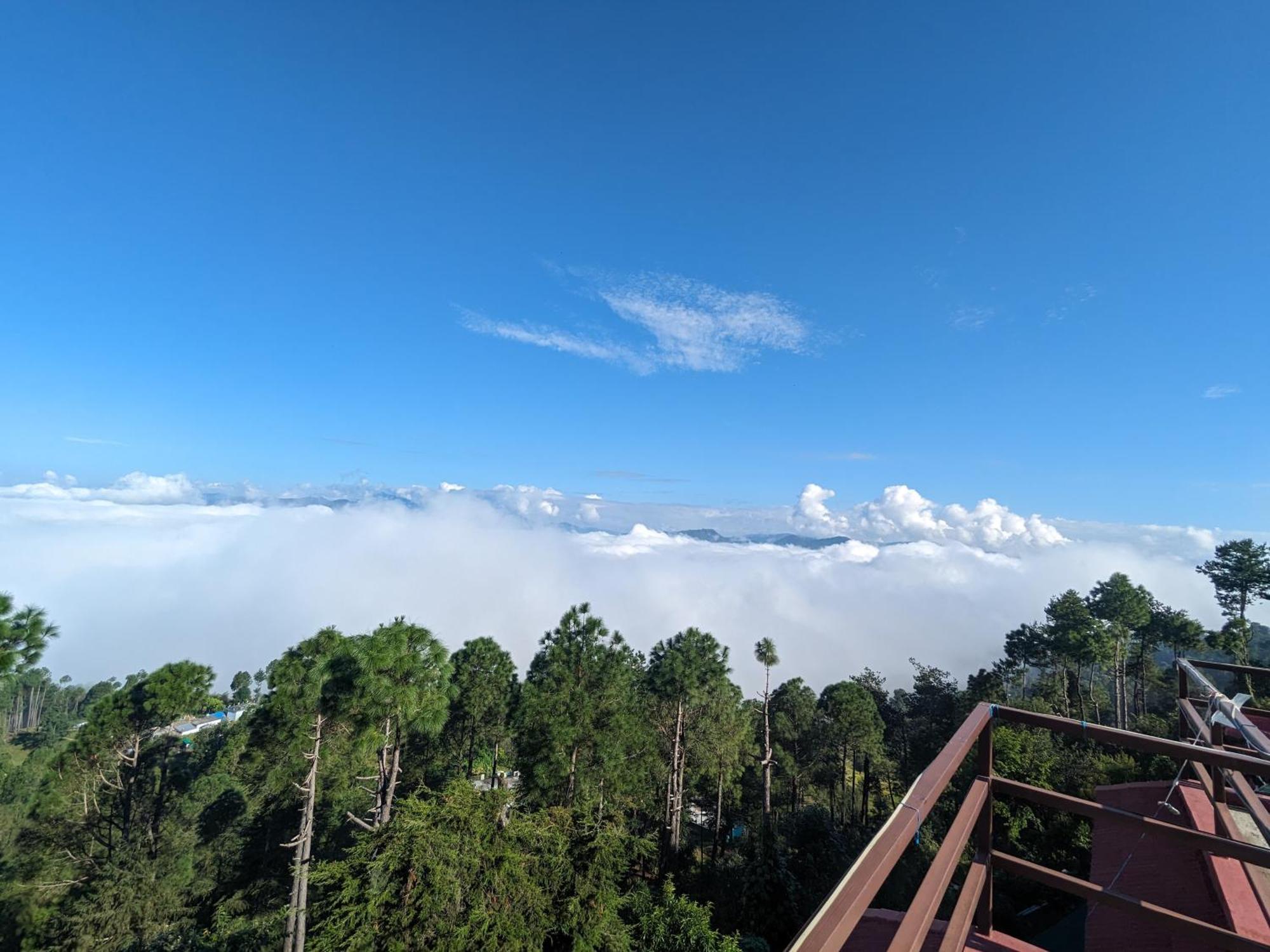 The Buransh Inn Алмора Екстер'єр фото